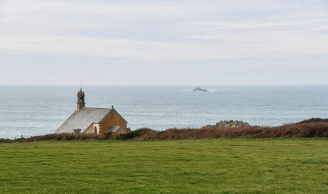sea, chapel, nature, sky, grass, rock, landscape, side, church, ocean, mist, brittany, finistère, tip of the van, chapelle saint-they