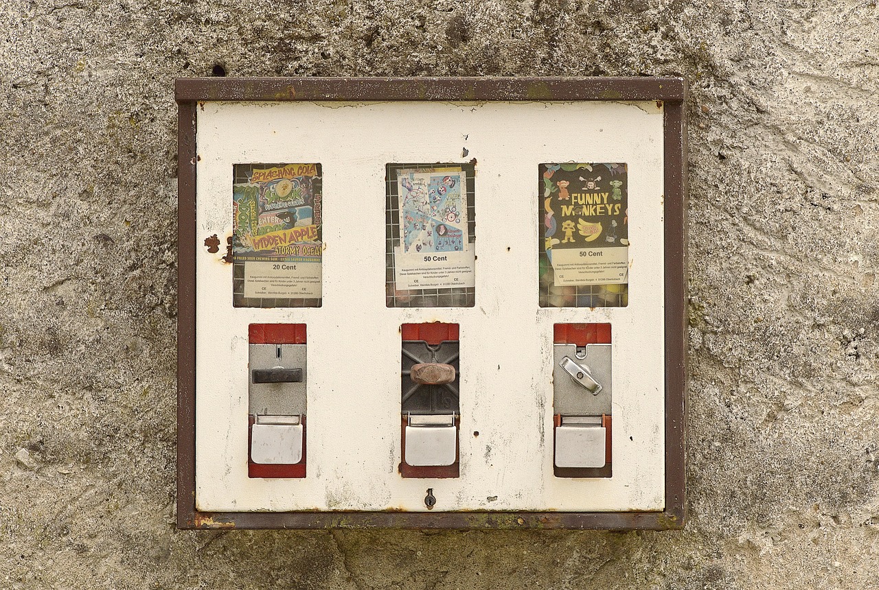 automatic, chewing gum, vending machine, retro, vintage, wall, childhood memory, old, nibble, sweetness, chewing gum, vending machine, vending machine, vending machine, vending machine, vending machine