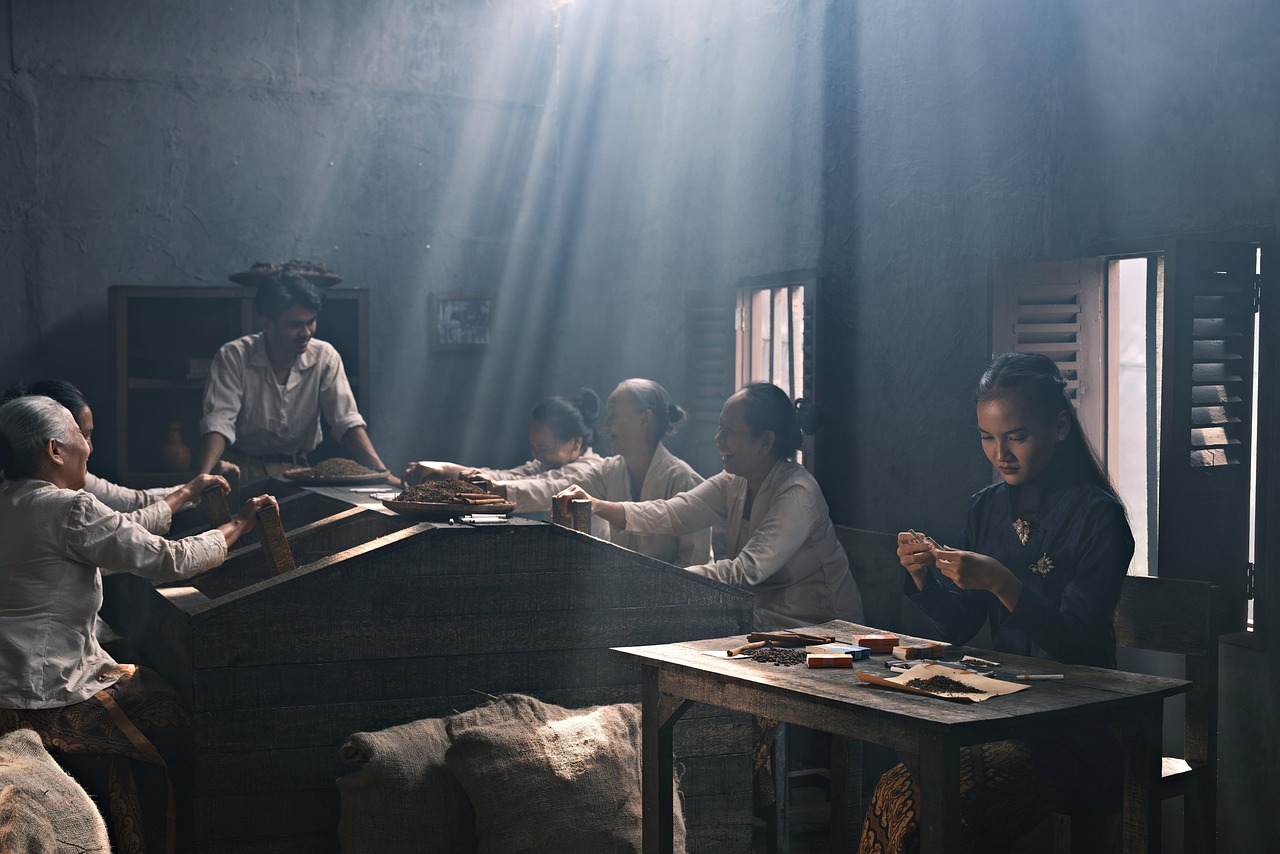 cigarette, tobacco, manufacturing, women, work, labor