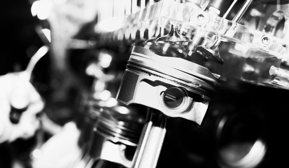 engine, beautiful wallpaper, laptop wallpaper, windows wallpaper, piston, machine, close up, metal, drive, technology, desktop backgrounds, mechanics, macro, wallpaper hd, hd wallpaper, transmission, revolution, free background, indoors, mac wallpaper, 4k wallpaper, work, crankshaft, wave, cool backgrounds, cylinder, free wallpaper, engine block, technical, 4k wallpaper 1920x1080, wallpaper 4k, full hd wallpaper, rotate, background, locomotion