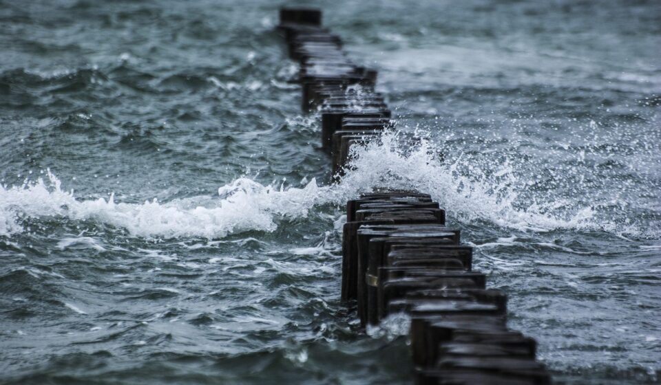 sea, waves, groynes, nature, ocean waves, crashing waves, wave breakers, splash, ocean, water