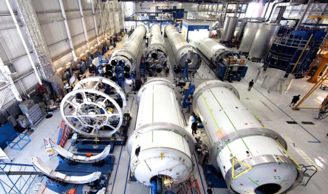 hangar, rockets, rocket science, transportation, rocket, spacex, industries, development, cape canaveral, hangar, spacex, spacex, spacex, spacex, spacex